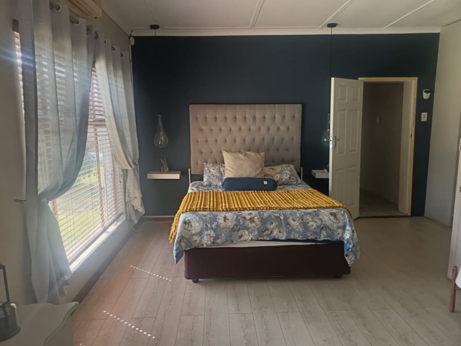 4 Bedroom Property for Sale in Carters Glen Northern Cape